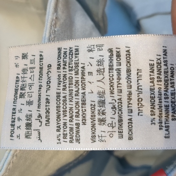 Guess Nova Ultra High Rise Skinny Jeans in Bleached Out Light Blue Wash Size 24 - Picture 7 of 8